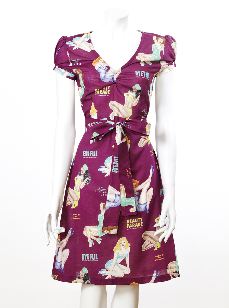 PIN-UPS