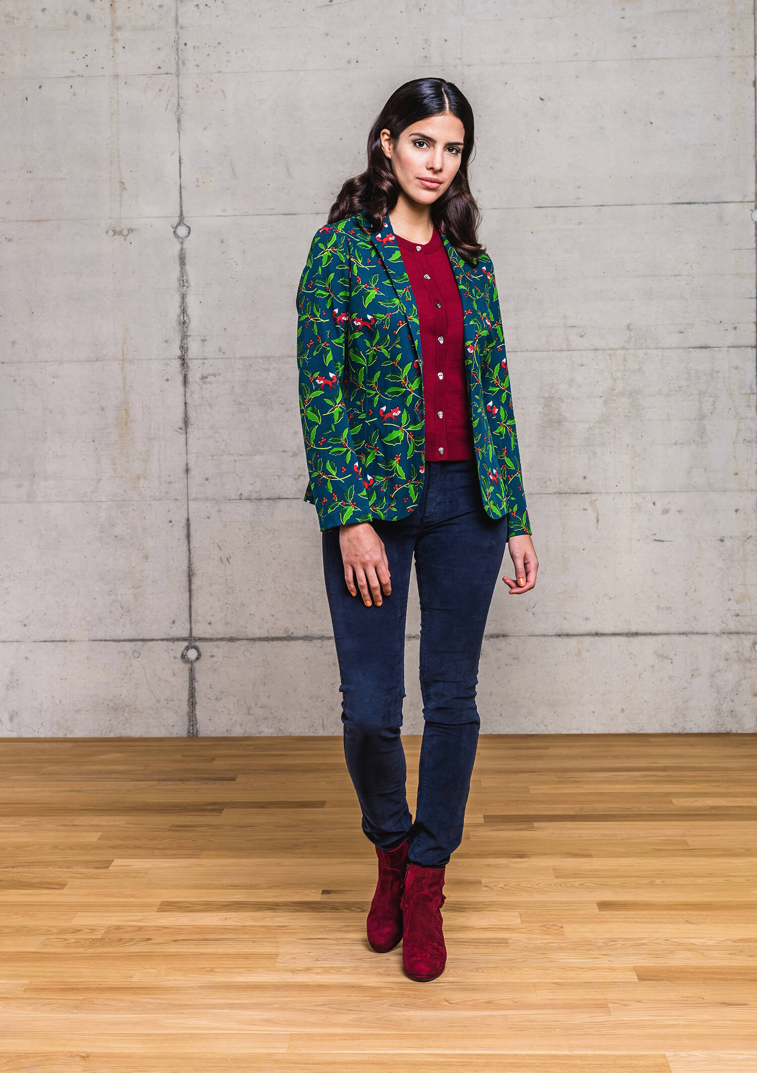 Acorn with leaves – Blazer