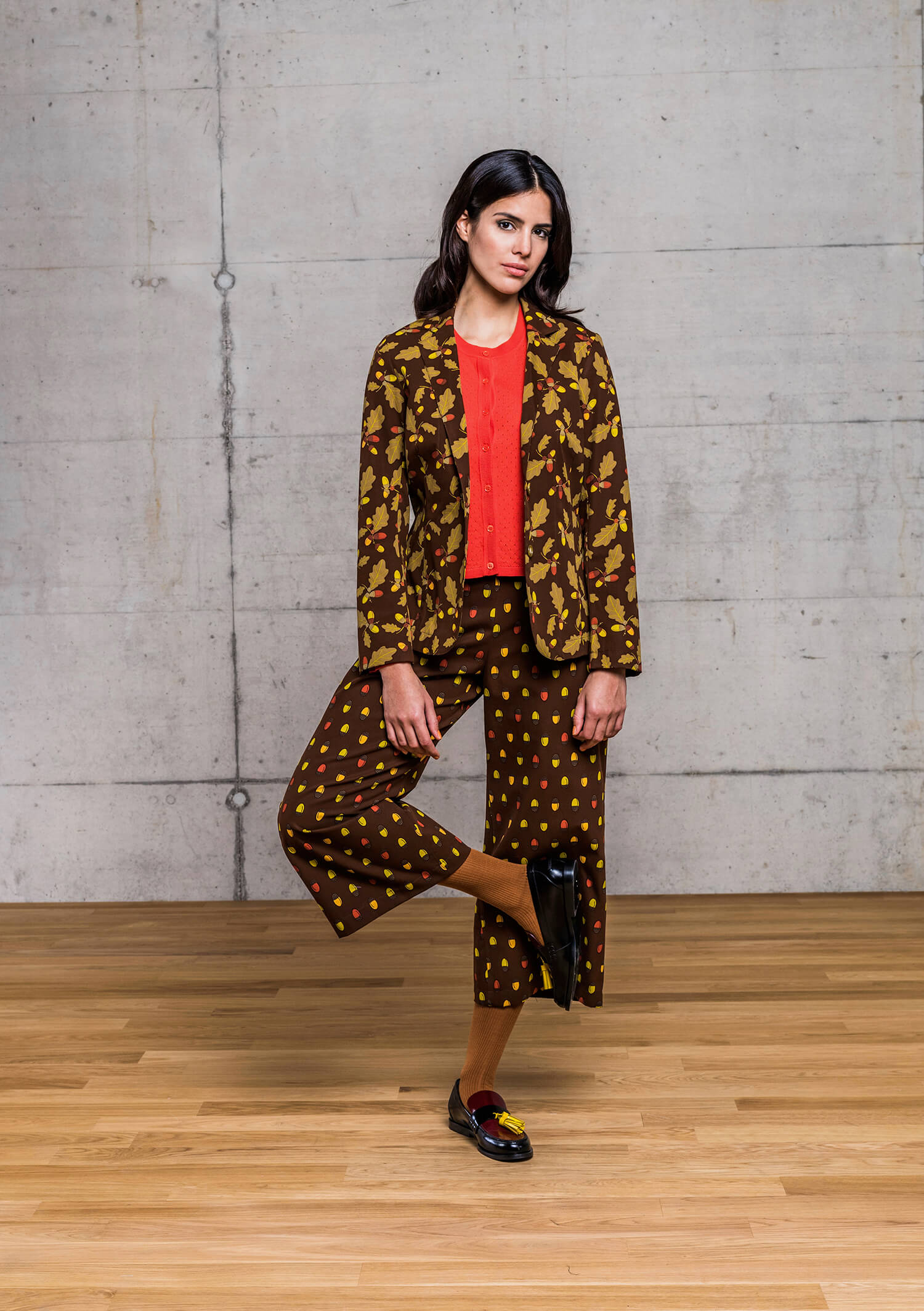 Acorn with leaves – Blazer & Pants