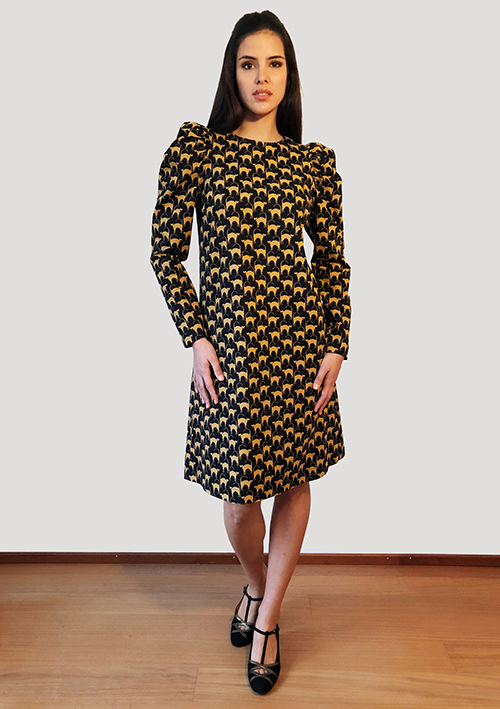 Cats- Dress puffy sleeves beige