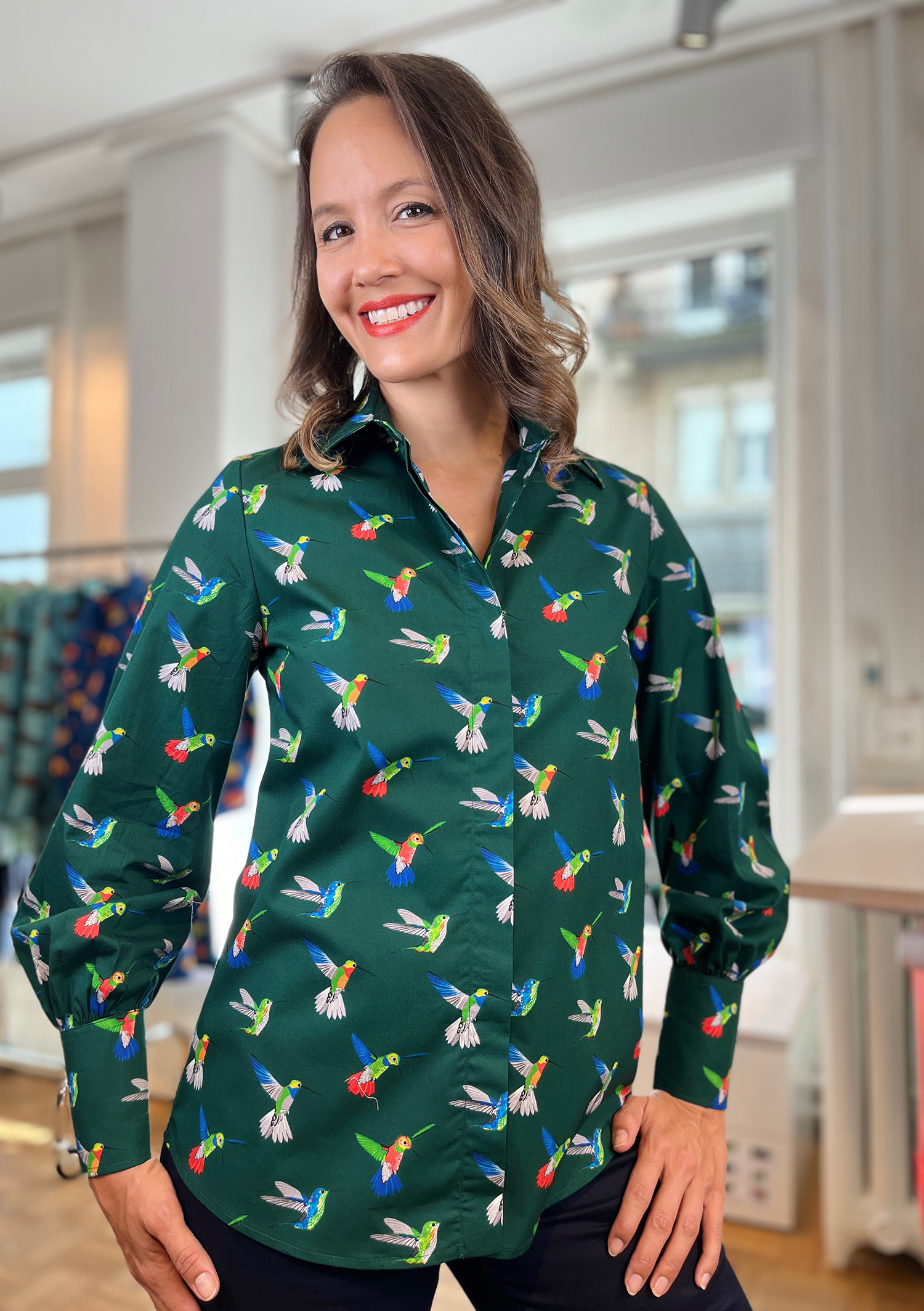 HUMMINGBIRDS-SHIRT POPLIN