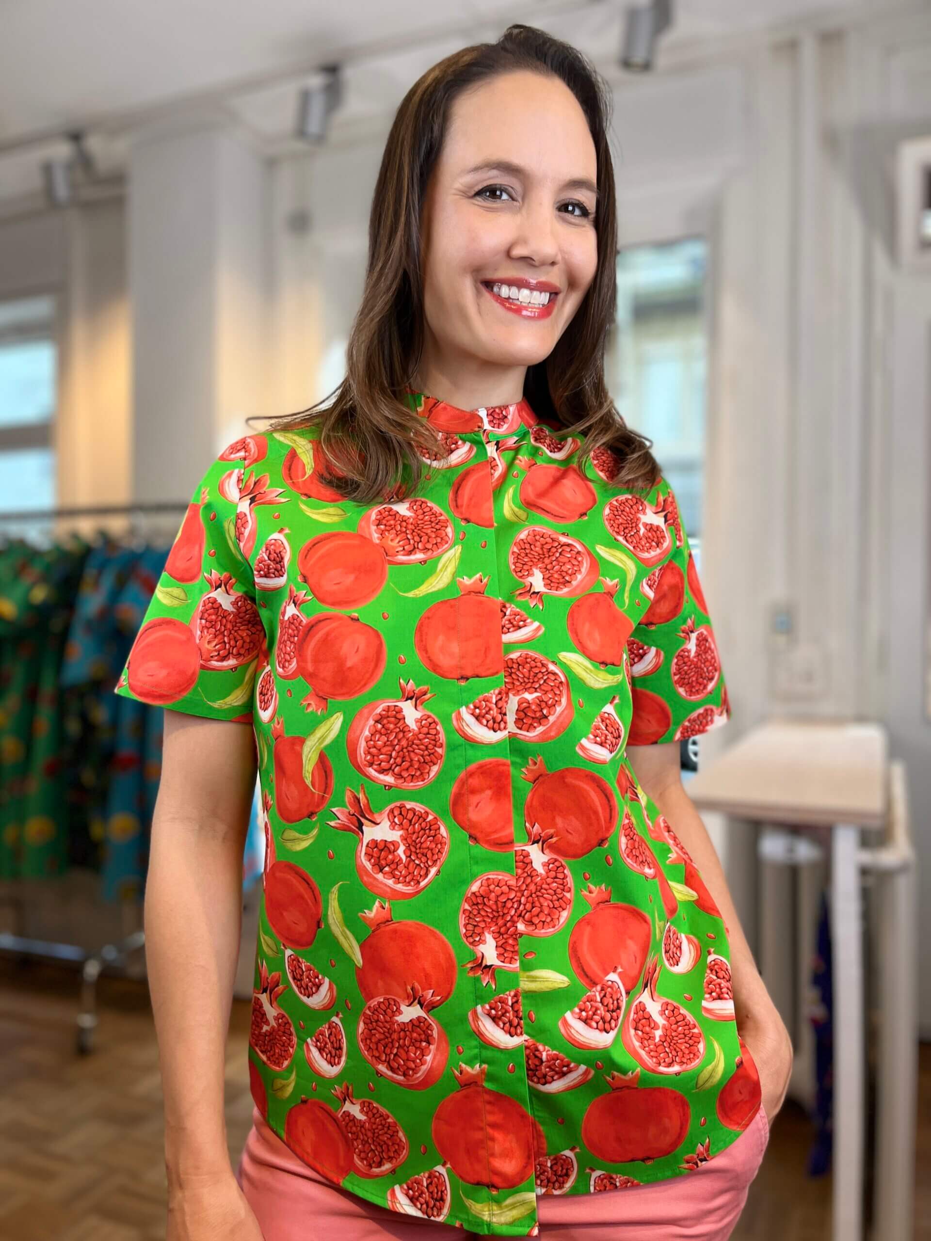 Pomegranate- Blouse Mao Collar